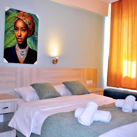 Native Hotel Fethiye Esterno foto
