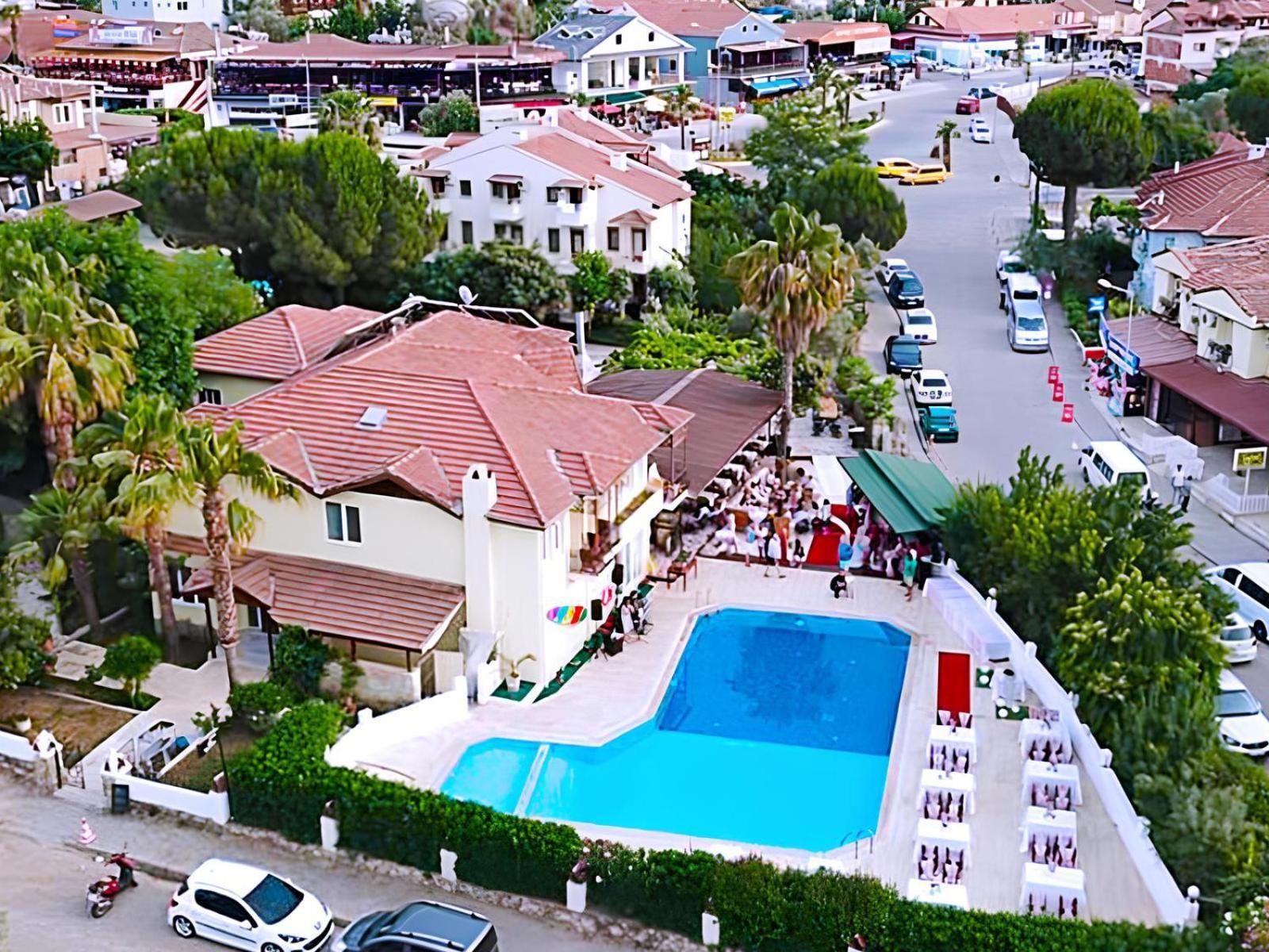 Native Hotel Fethiye Esterno foto