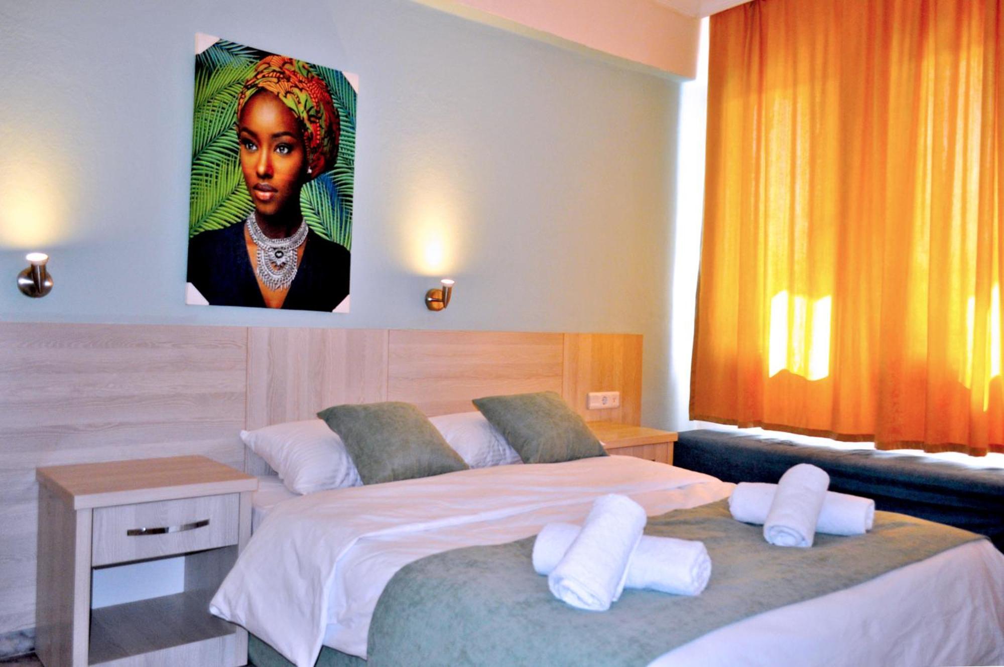 Native Hotel Fethiye Esterno foto